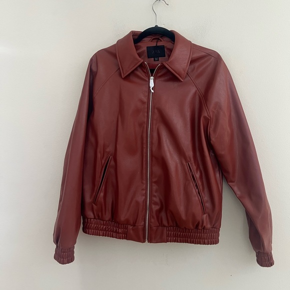 Zara woman’s Chocolate Leather Jacket - Picture 2 of 12